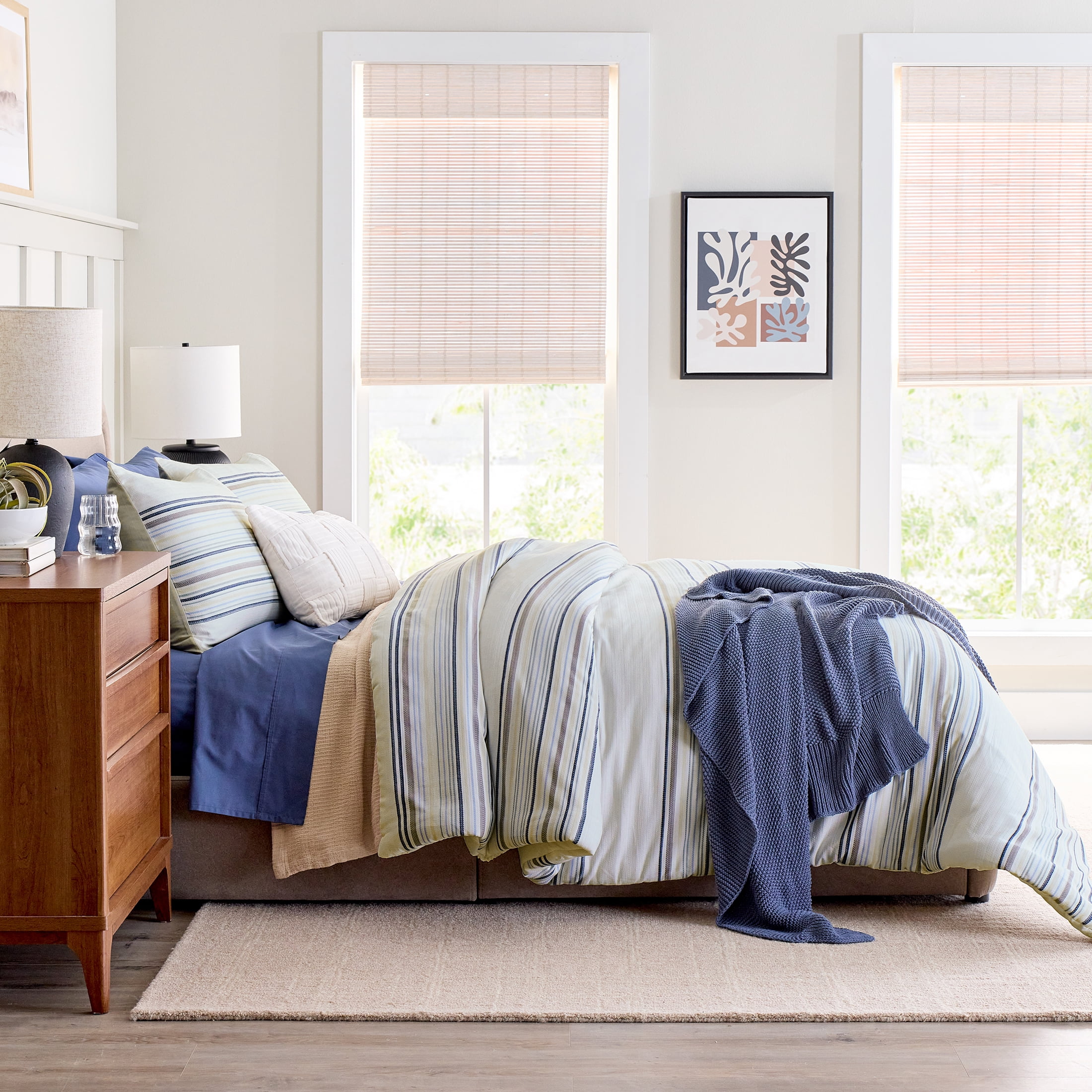 Better Homes & Gardens Full/Queen Comforter Set, Heavy Weight Warmth, 3-Piece, Blue Yarn Dye Stripe