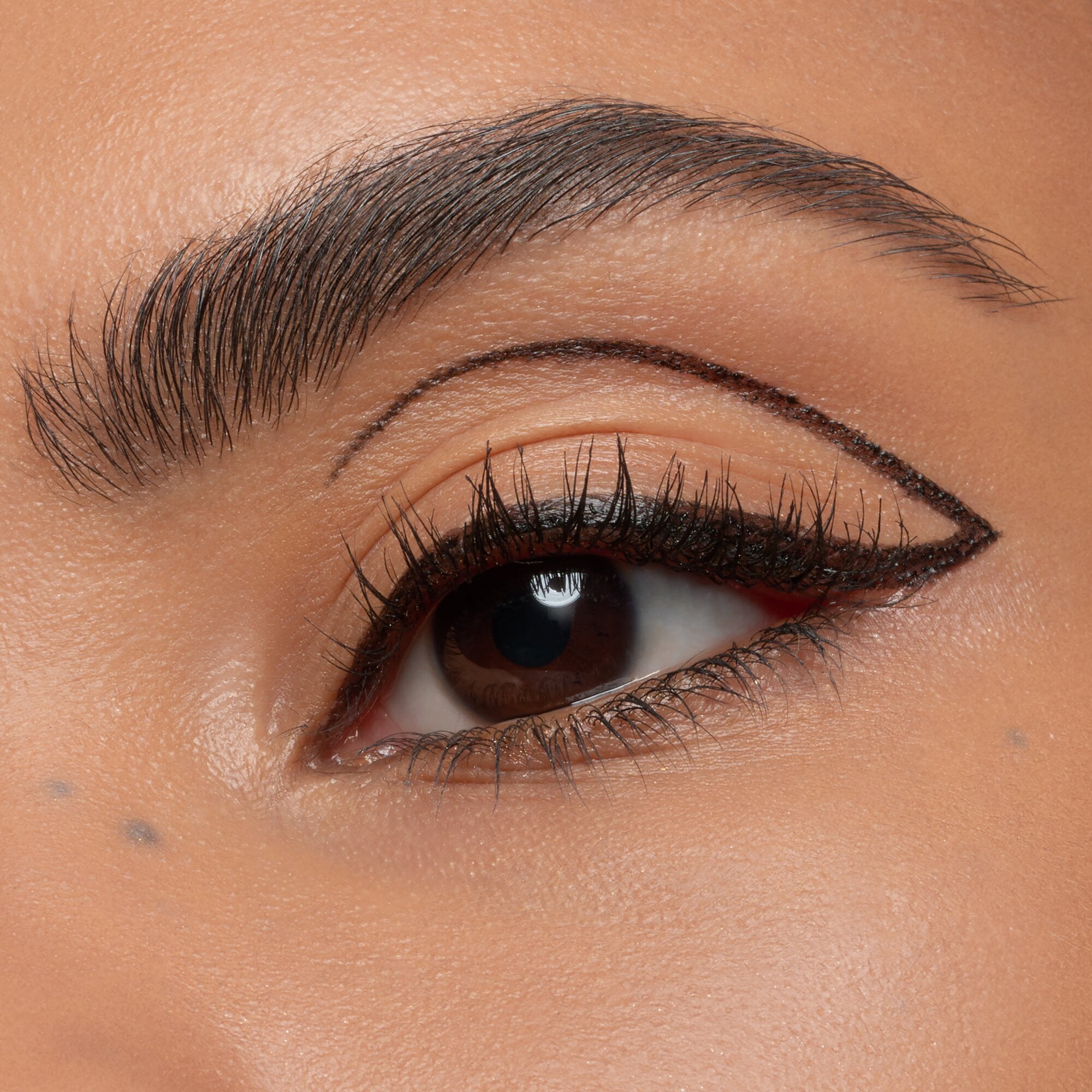 essence Eyeliner Pen Liquid Felt-Tip, Extra Long-Lasting, 010 Blackest Black