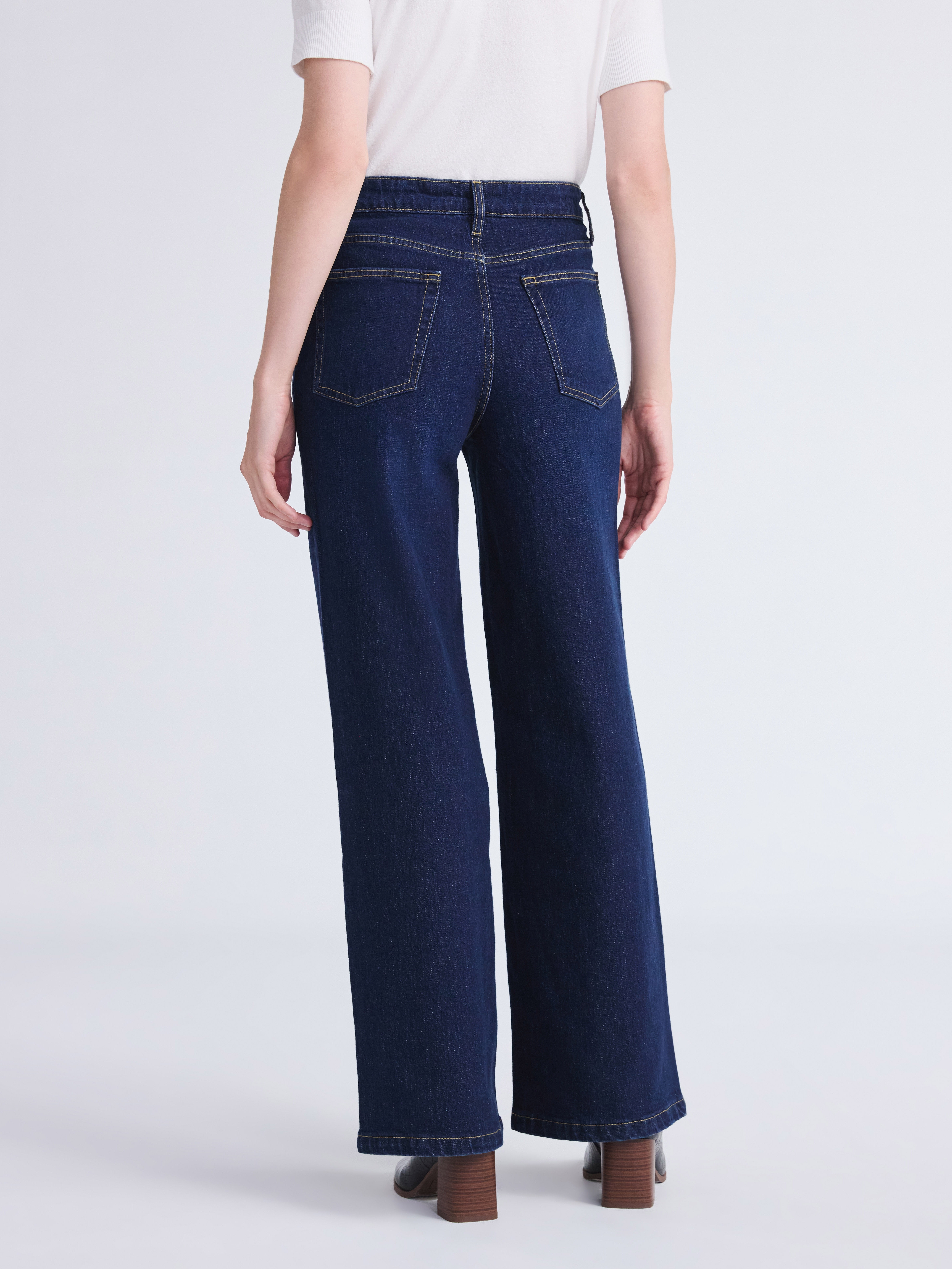 Free Assembly Women's Mid Rise Full Length Bootcut Jeans, 32" Inseam, Sizes 0-20