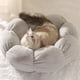 thumbnail image 5 of Cama para gatos con forma de flor, cálida cesta nido para perros, caseta para gatitos, bonita cama con capucha para interiores Gris L, 5 of 9