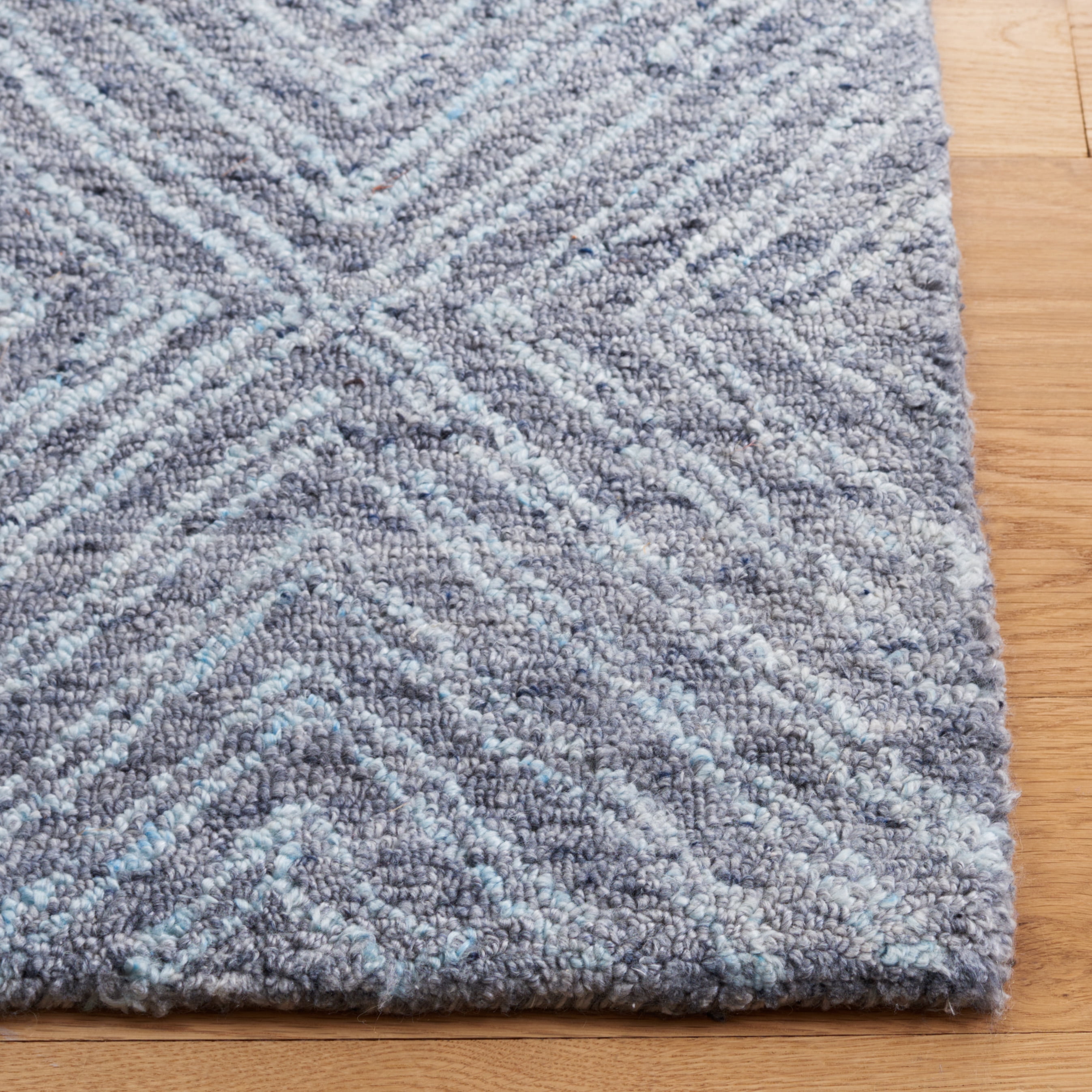SAFAVIEH Abstract Lily Geometric Runner Rug, Blue, 2'3" x 6'