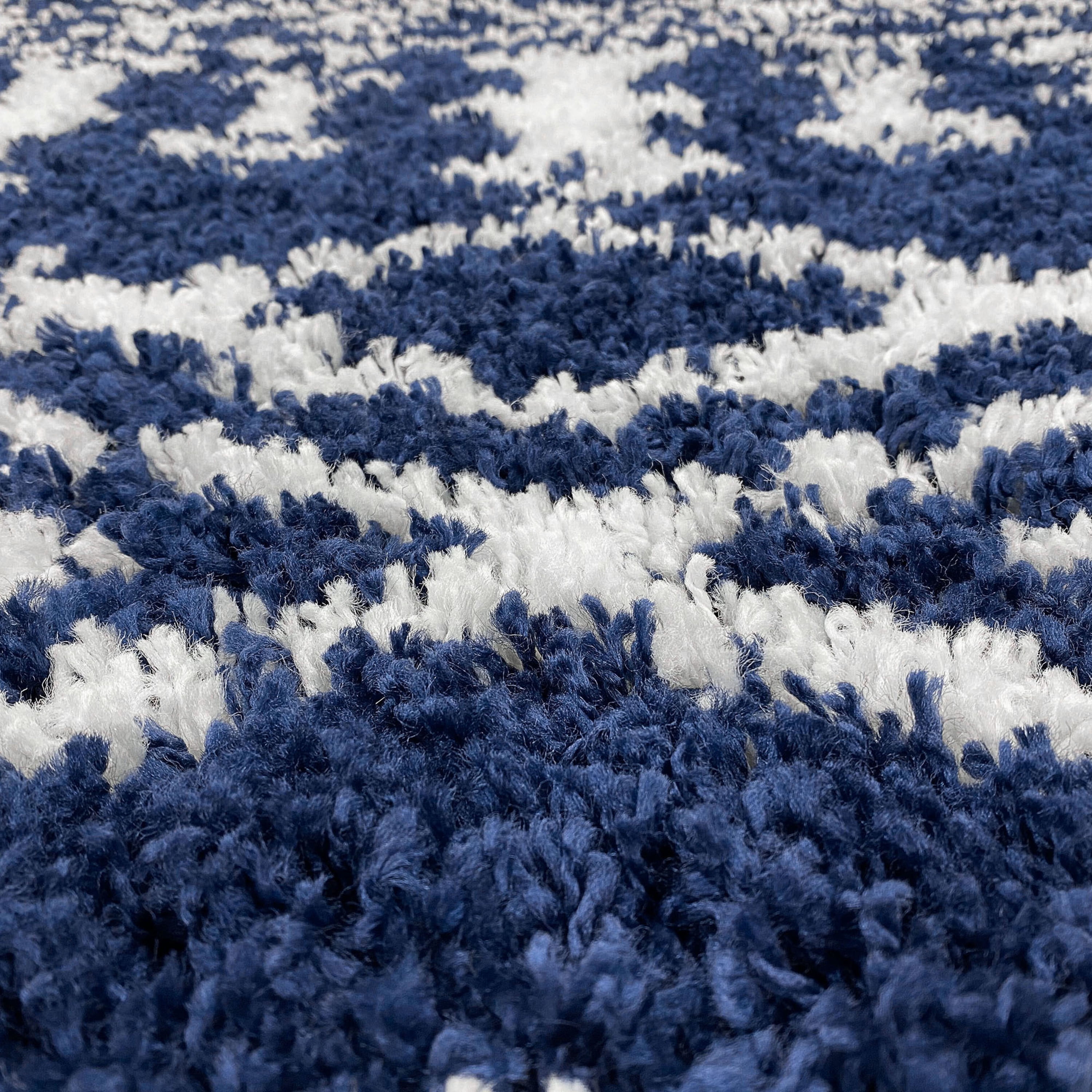 Jersey Shag Contemporary Geometric Navy and White Polypropylene Indoor Area Rug, 4'x6' Rectangle