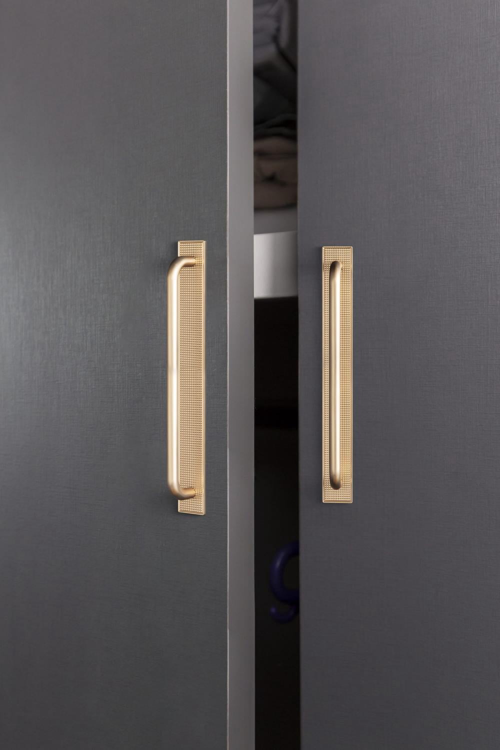Goo-Ki 4 Pack 7.6''(192mm) Hole Center Champagne Bronze Cabinet Pulls with Backplate, Zinc Alloy Minimalist Style Cabinet Handles for Drawer,Dresser,Cupboard Wardrobe Cabinet (2218-g017)