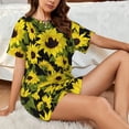thumbnail image 4 of Wukai Sunflowers In Vintage Women's Pajama Set,Short-Sleeve Top and Shorts with Elastic Waistband and Pockets for Loungewear, Yoga, and Casual Wear-X-Large, 4 of 8