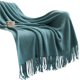 thumbnail image 1 of Manta De Punto Bedsure, Suave, Cálida, Acogedora, Ligera, Decorativa, Con Borlas Para Sofá, Cama, Sofá, Viaje Vogacara HA027356-04, 1 of 6