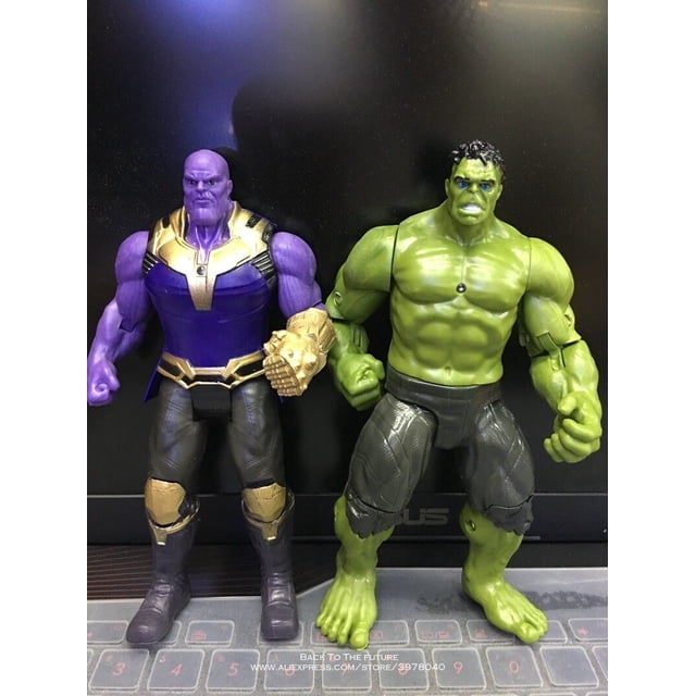 Figuras de acción de superhéroes de Marvel para niños, juguetes de PVC de Disney, vengadores, Iron Man, Hulk, Thanos, luz intermitente en el pecho, 17cm Gong Bohan LED