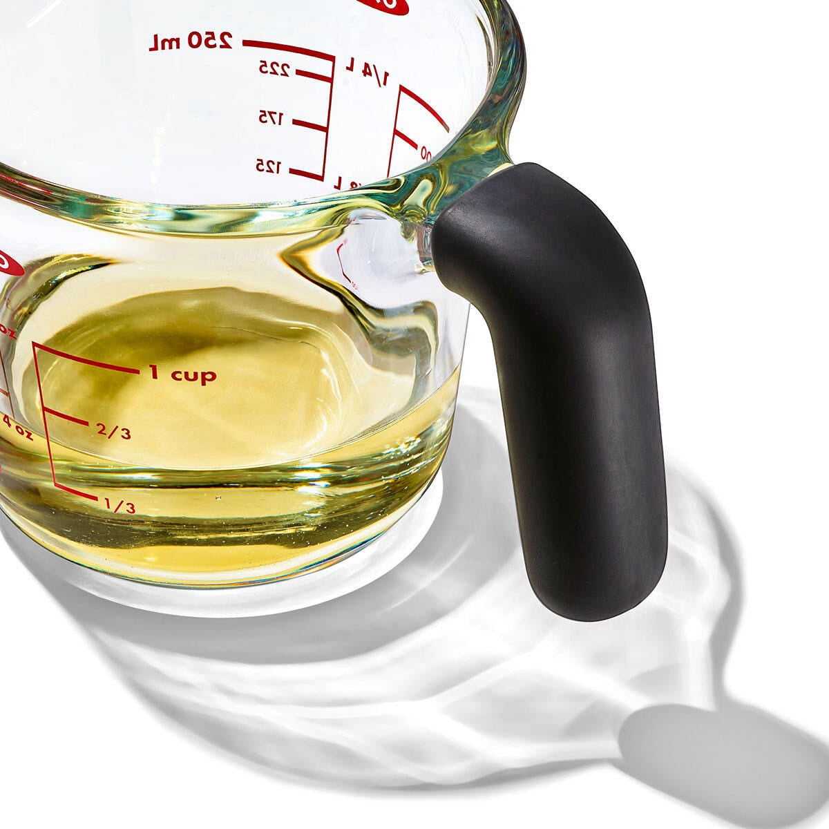 OXO 1 Cup Glass Measuring Cup, Easy-Read Measurement Markings Cup for Cooking, Baking & Liquid Ingredients