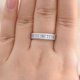 thumbnail image 5 of Anillo Newshe Jewellery de plata 925 con moissanita y esmeralda pavé de 1,2 quilates, 5 of 9
