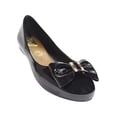 thumbnail image 1 of FLAT BALERINA CASUAL LEON MUJER NEGRO CHAROL 260 LEON  260p, 1 of 4