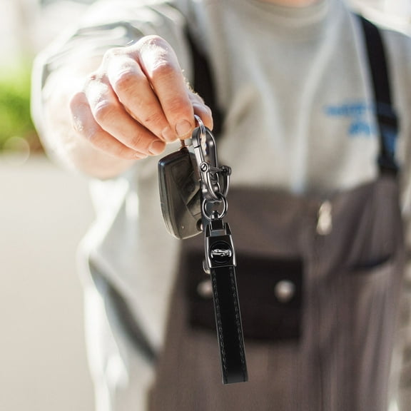 BESTONZON Creative Black Metal Auto Keychain with 360 Degree Rotation for Car Keys