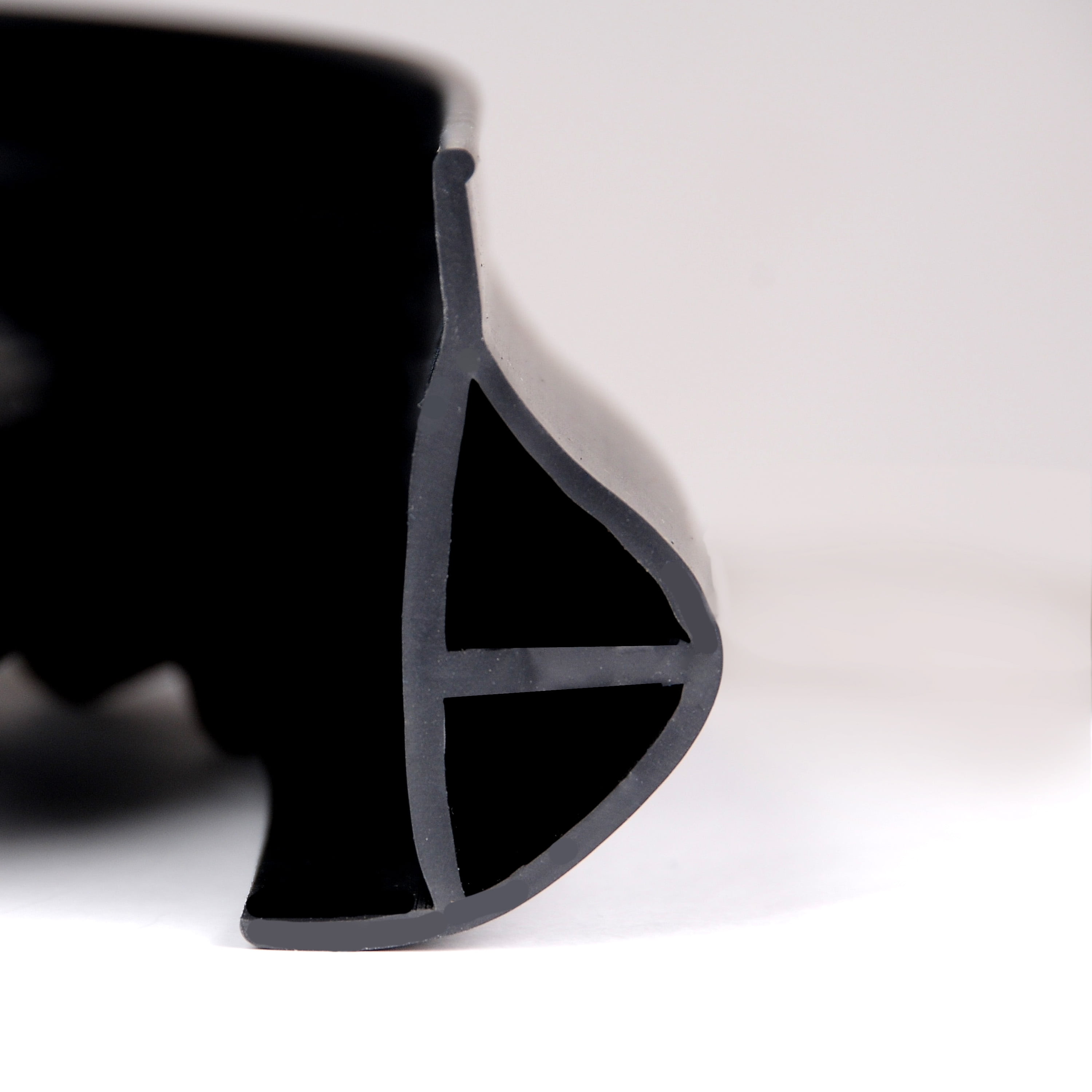 EasyFlex PShape Dock Edging, Black, 16 ft.