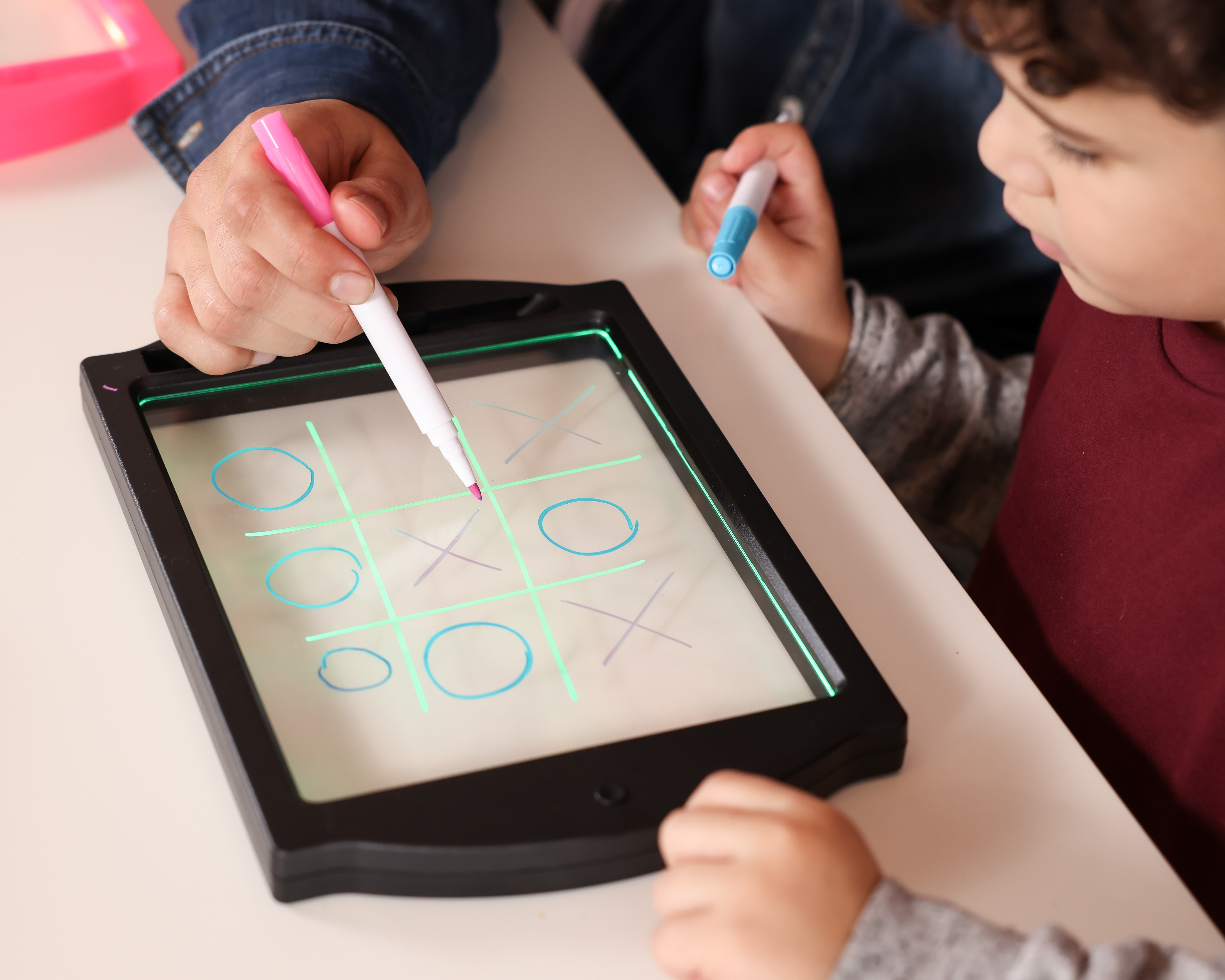Marvin's Magic - Glow Art Unique Craft Kit  Light Up Kids Art Set  Includes Neon Effect Drawing Board with A Built-in Stand and 4 Fluorescent Magic Pens - Pink