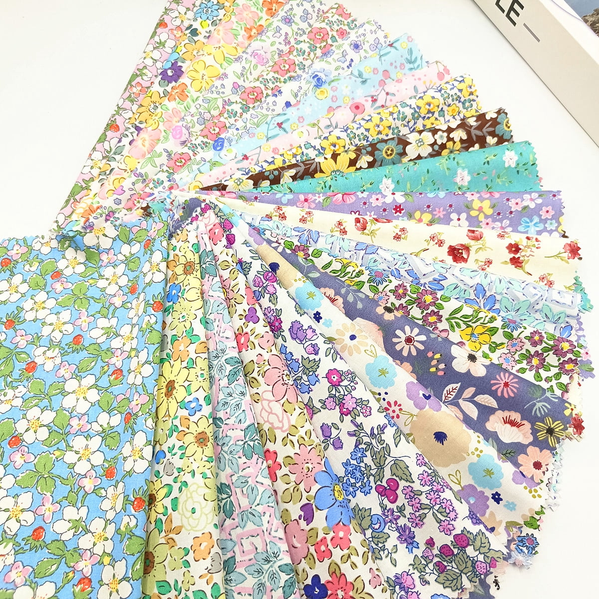 iMzoon 22Pcs 10" Cotton Fabric Quilting Squares,No Repeat Floral Charm Pack, Precut Pink Fabric for Sewing with Wavy Edges, DIY Scrapbooking Craft Supplies Muticolor