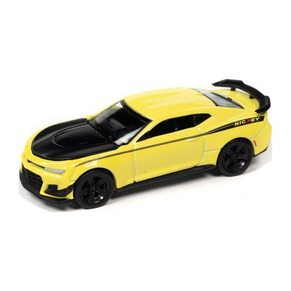 Nicky 2019 Chevy Camaro ZL1 1LE, Shock Yellow - Auto World AWSP094/24B - 1/64 scale Diecast Car