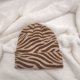 thumbnail image 4 of Gorros de lana para hombres y mujeres Gorros gruesos de invierno Medias cálidas Gorro de punto de jacquard con estampado de cebra, 4 of 6