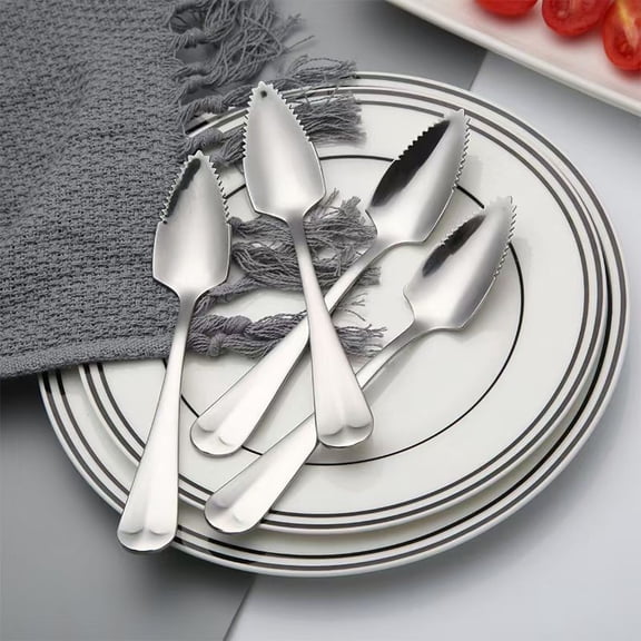 Vruelia 4Pcs Stainless Steel Grapefruit Spoons with Serrated Edges