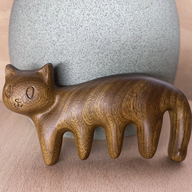Peine de masaje de sándalo con forma de gatito, bonito peine de madera de meridiano con forma de gato de dibujos animados, para terapia de cabeza, masajeador universal de cuerpo entero, descompresión
