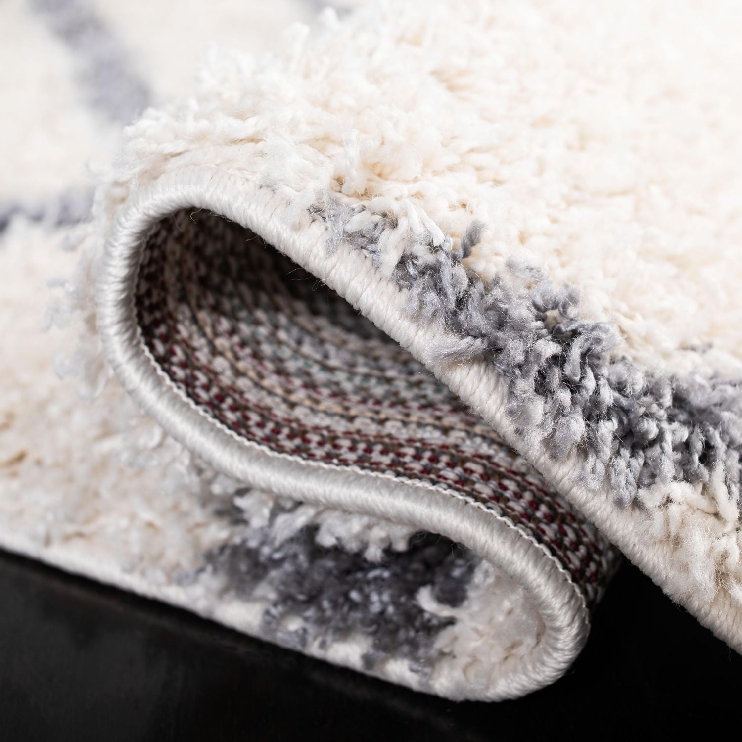 Safavieh Venus Avaline Tapis Abstrait Peluche Shag