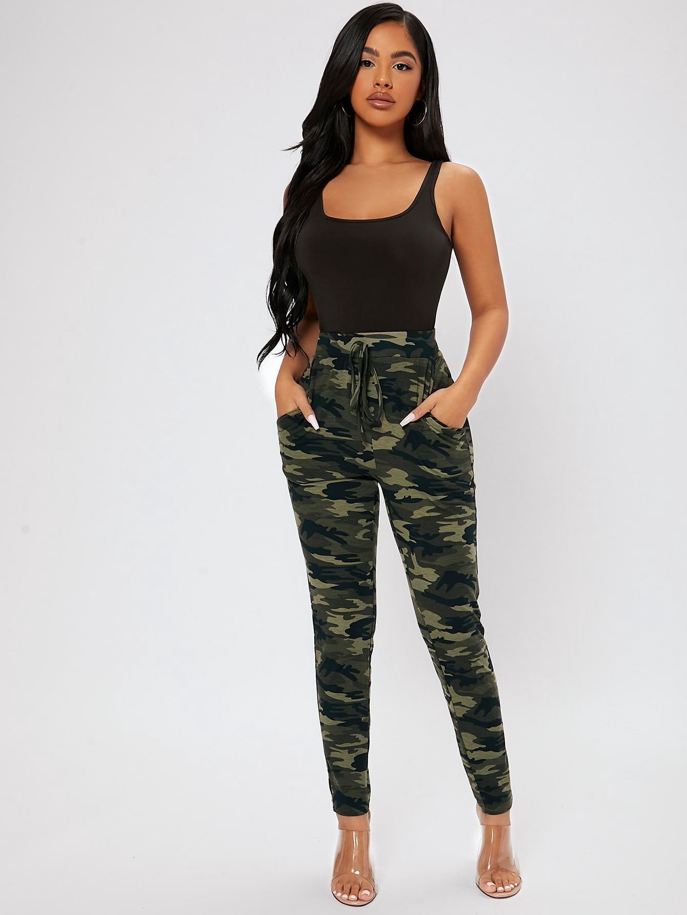 Women's PETITE Camo Print Skinny Pants 