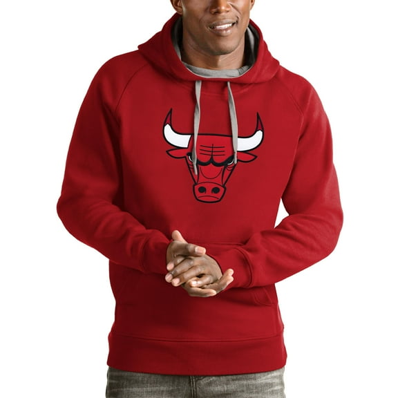 Men's Antigua Red Chicago Bulls Logo Victory Pullover Hoodie