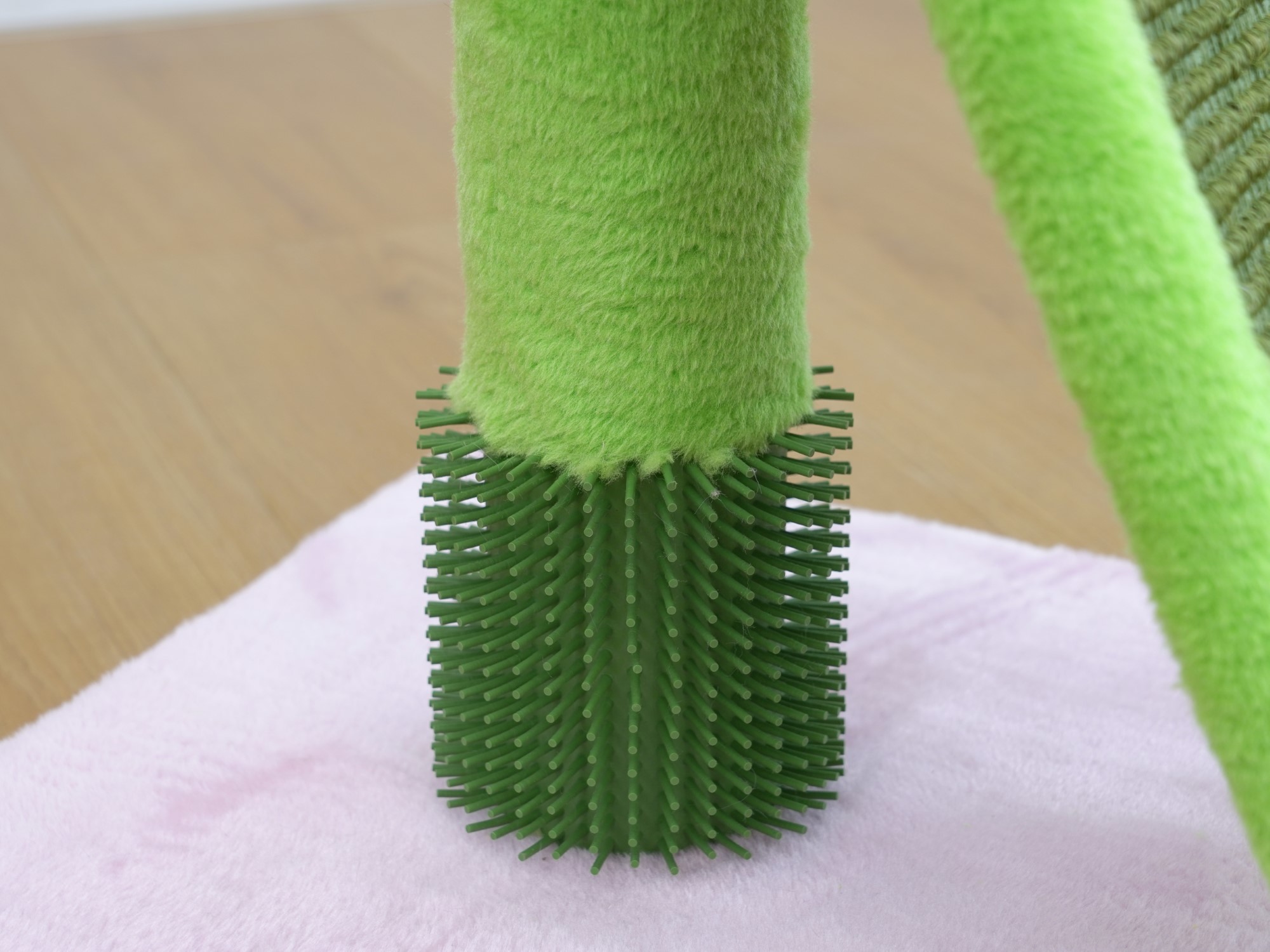 Vibrant Life Flower Cat Scratching Post with Grooming Brush, Pink and Green