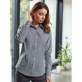 thumbnail image 2 of Premier - Camisa de manga larga microcheck para mujer (Azul marino/ Blanco), 2 of 6