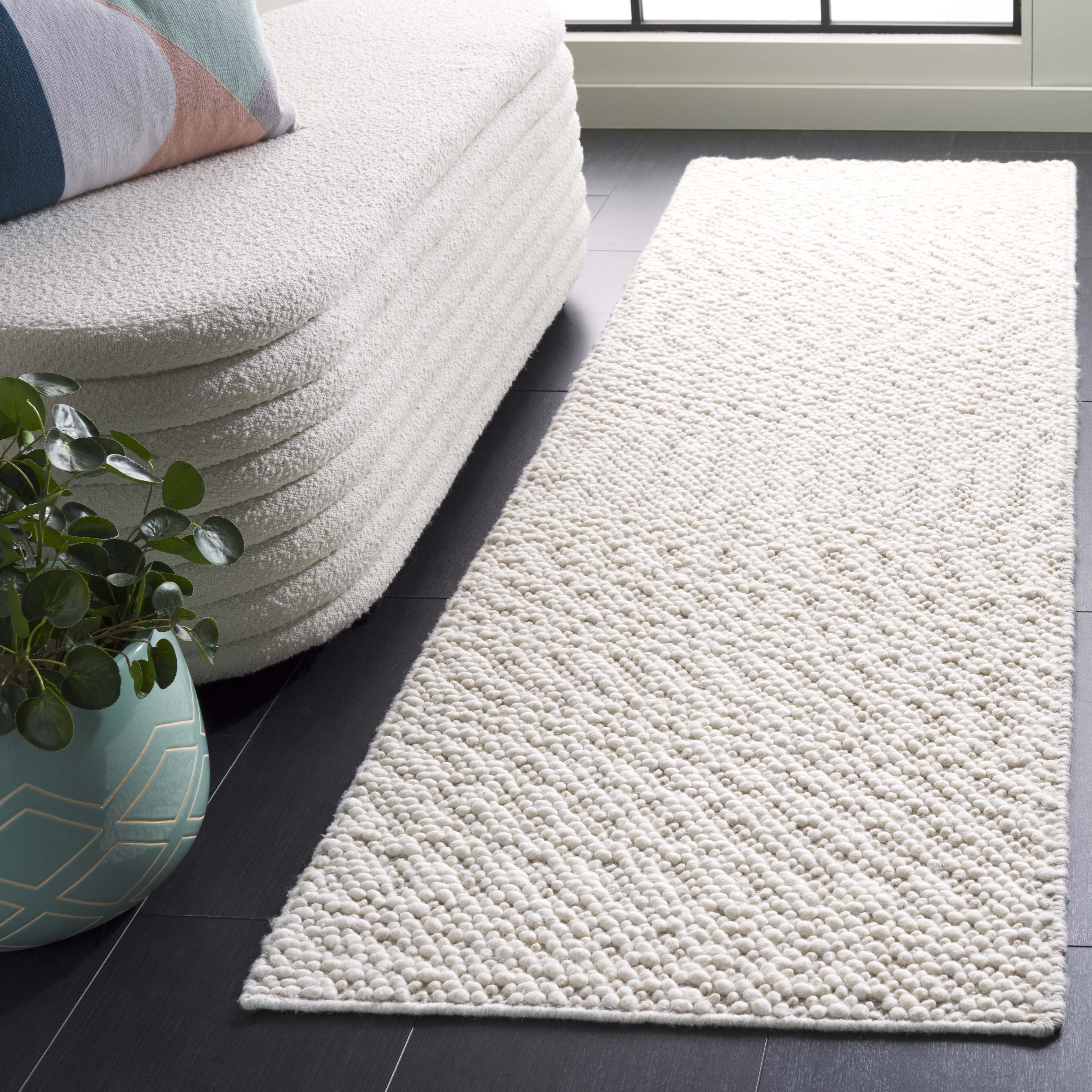 SAFAVIEH Natura Michael Solid Runner Rug, Ivory, 2'3" x 8'