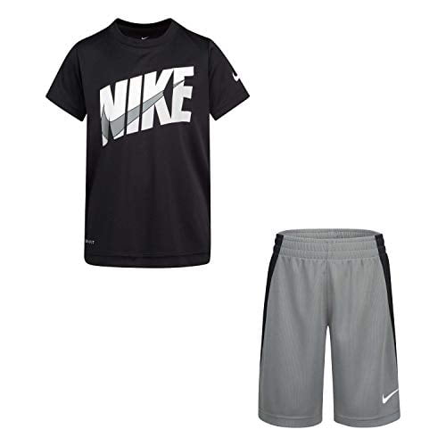 outfits with black nike shorts