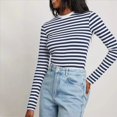 thumbnail image 4 of Camiseta Básica Informal de Larga con Cuello Redondo, Elástica y Acanalada para Mujer. Azul S, 4 of 7