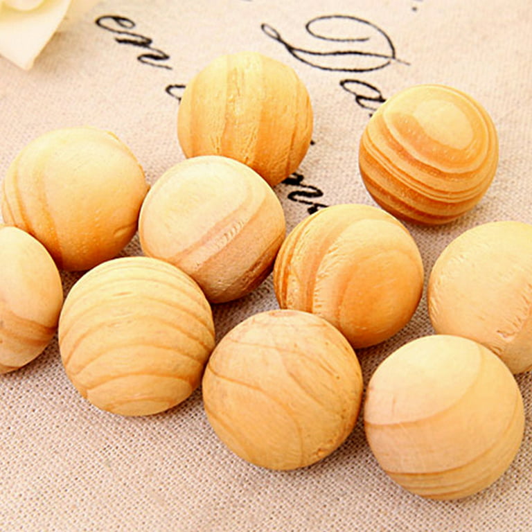 32 Cedar Wood Balls - Jasmine Natural Moth Repellent – KiwiBargain