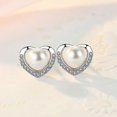 thumbnail image 3 of Pendientes de Plata Yashi con Forma de Corazón y Perla 1,2 x 1,2 cm 1 Par, 3 of 5