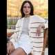 thumbnail image 4 of Suéter Cárdigan Extragrande para Mujer, 100% Algodón, Moda de Otoño 2025, Cuello en V, Tejido con Botones Delanteros, Tops Casuales de Moda Albaricoque L, 4 of 9
