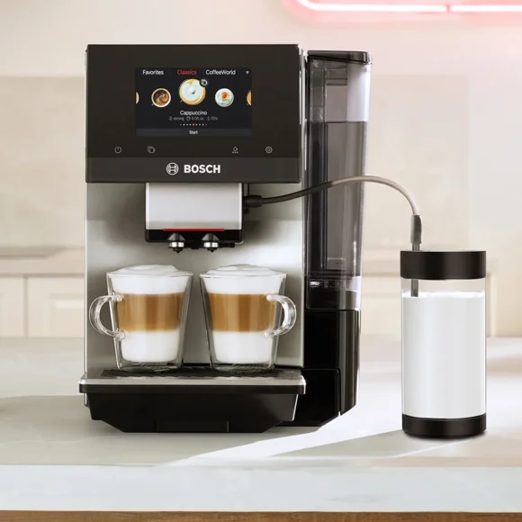 Bosch 800 Series Fully Automatic Espresso, Coffee & Cold Brew Machine with Built-In Grinder, Milk Frother & Touchscreen Display - Refurbished Excellent