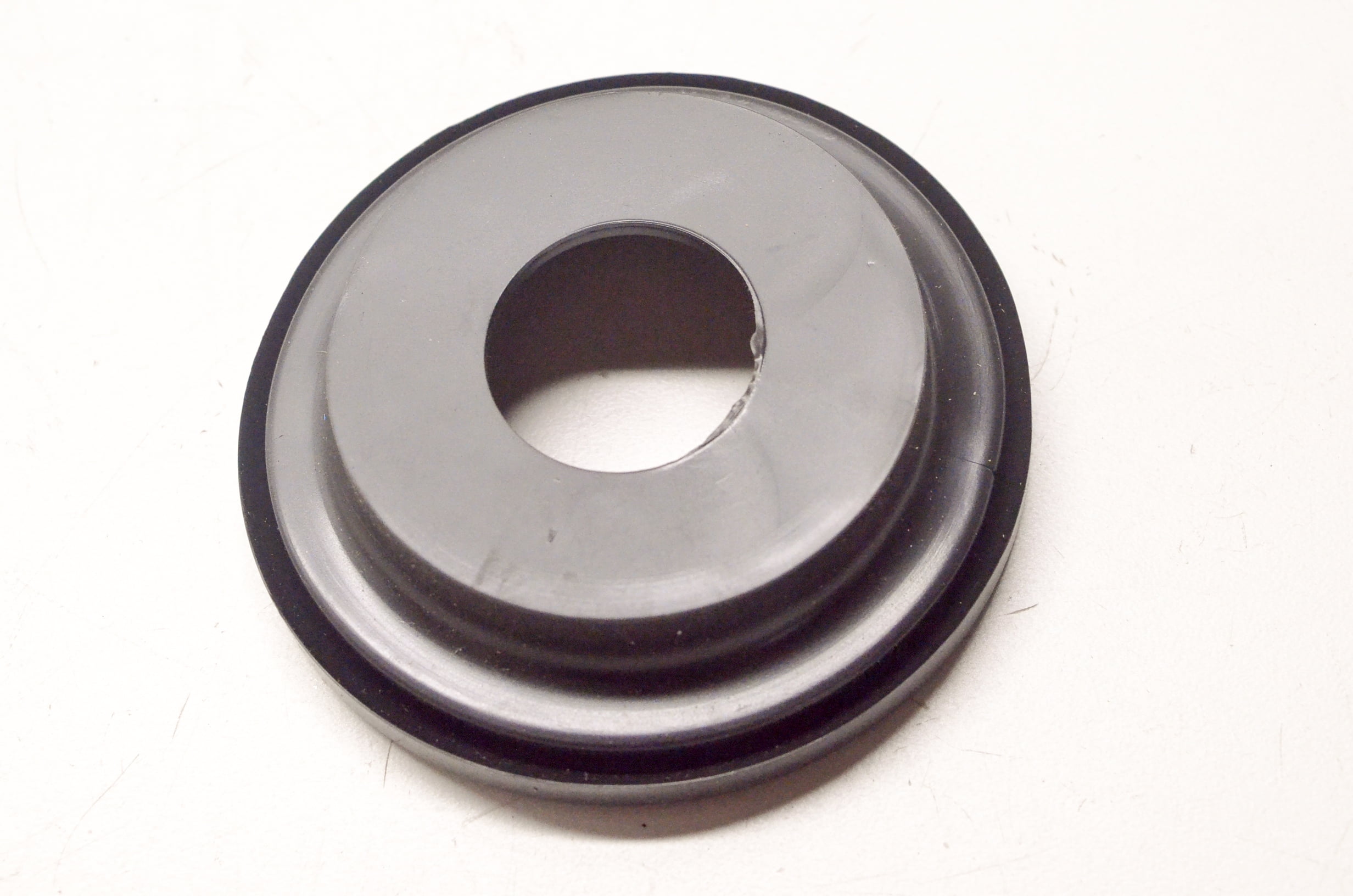 Napa 10704 3" Hole Grommet NOS