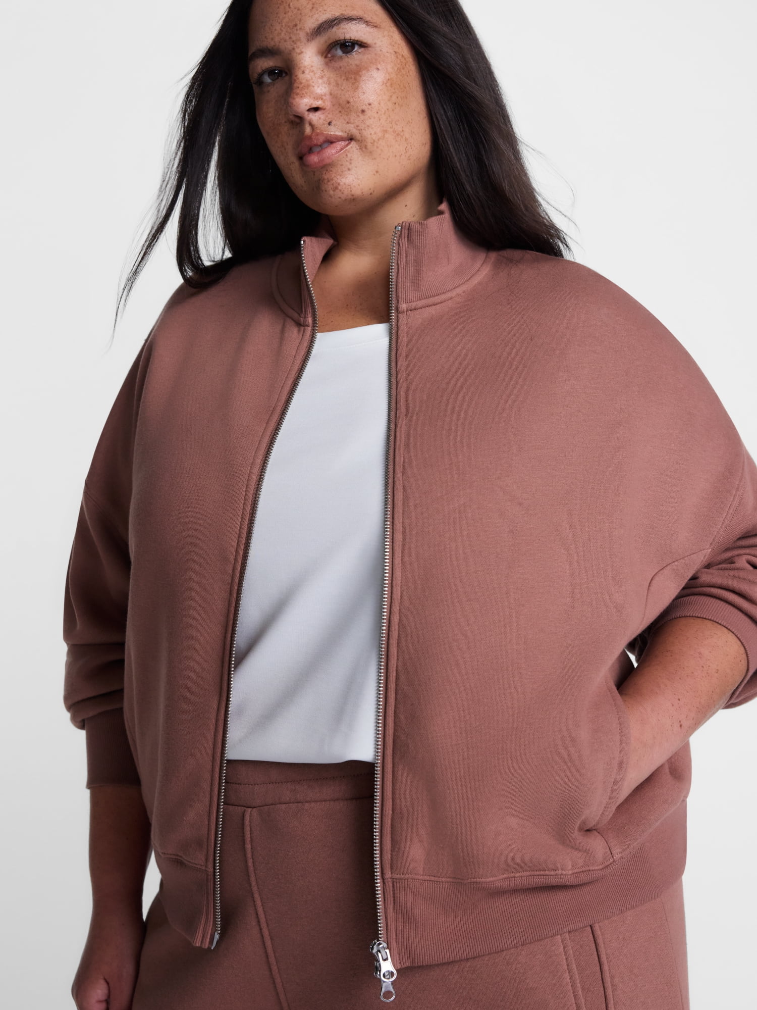 Athletic Works Women's Cropped Fleece Bomber Jacket with Long Sleeves, Sizes XS-4X