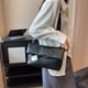 thumbnail image 5 of Nuevo bolso de mensajero Joker Tide plegable de cuero PU con broche grande, bolso pequeño debajo del brazo de gran capacidad, negro, 5 of 5