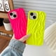 thumbnail image 3 of Funda de teléfono con pliegues ondulados en forma de agua para iPhone 11, 3 of 6