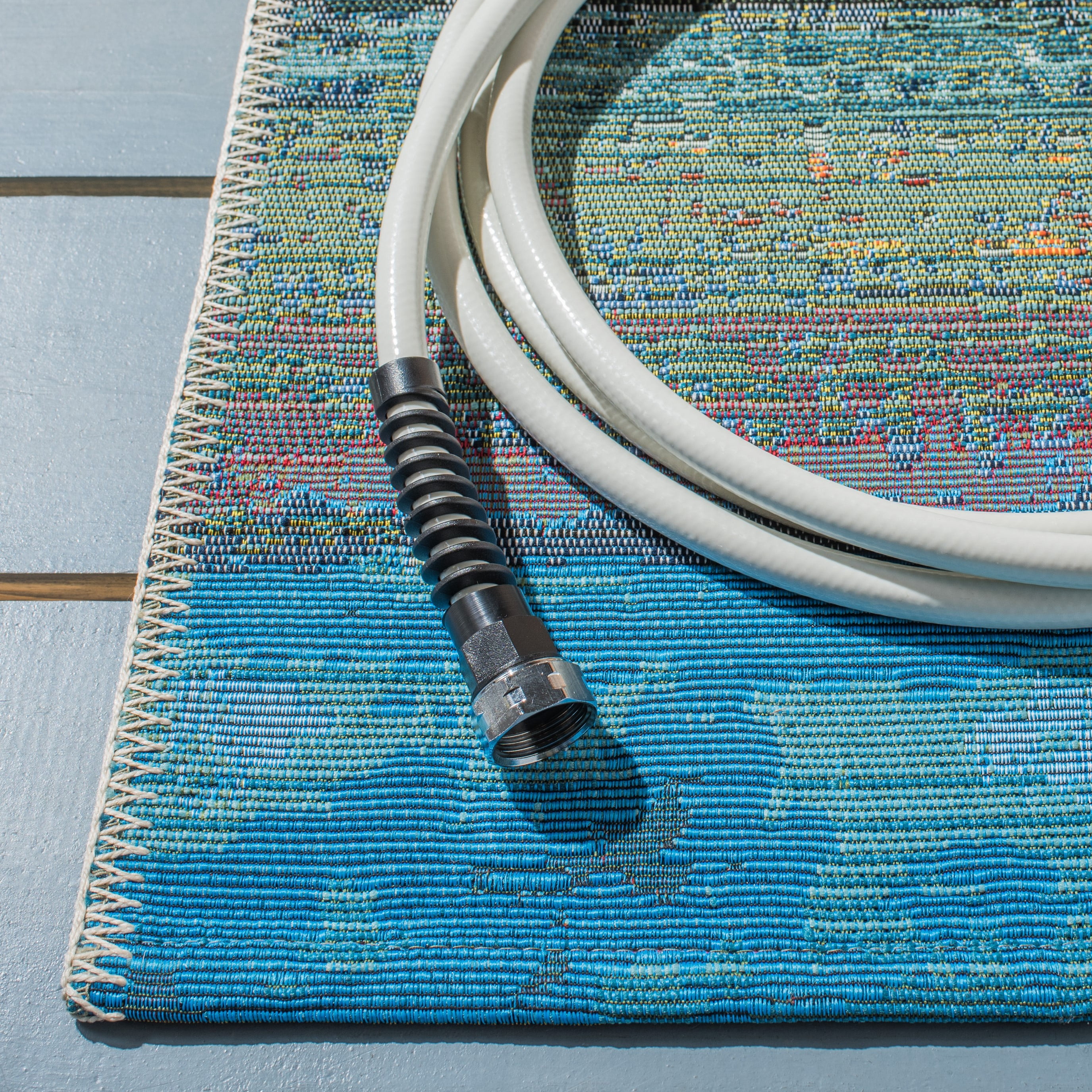 SAFAVIEH Barbados Abstract Beach Outdoor Area Rug, Light Blue/Pink, 5'3" x 5'3" Square