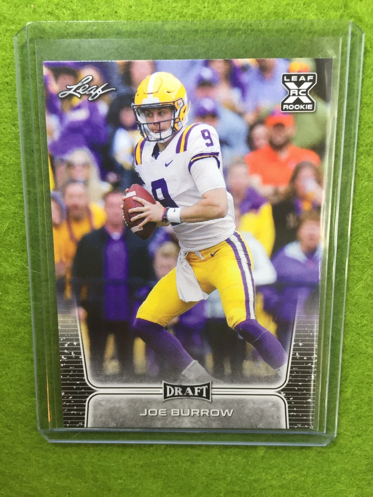 JOE BURROW ROOKIE CARD JERSEY #9 LSU RC 2020 Leaf Football CINCINNATI BENGALS