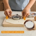 thumbnail image 3 of Molde de Acero Inoxidable 304 para Hacer Empanadas y Dumplings en Casa, Herramienta de Cocina Práctica y Fácil de Limpiar, Diseño de Doble Función para Cortar y Presionar Masa., 3 of 7