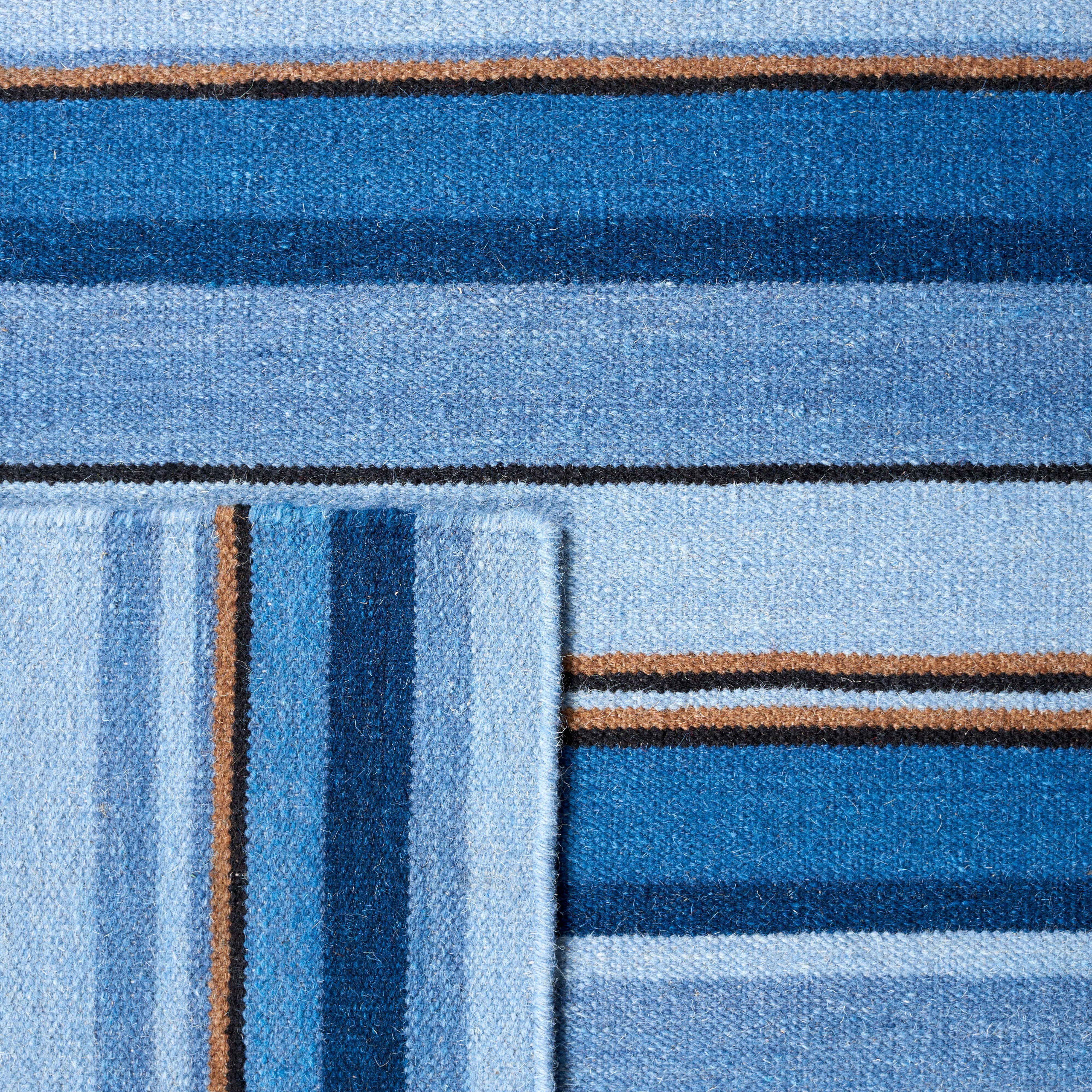 SAFAVIEH Striped Kilim Colbert Striped Area Rug, Blue/Rust, 3' x 5'