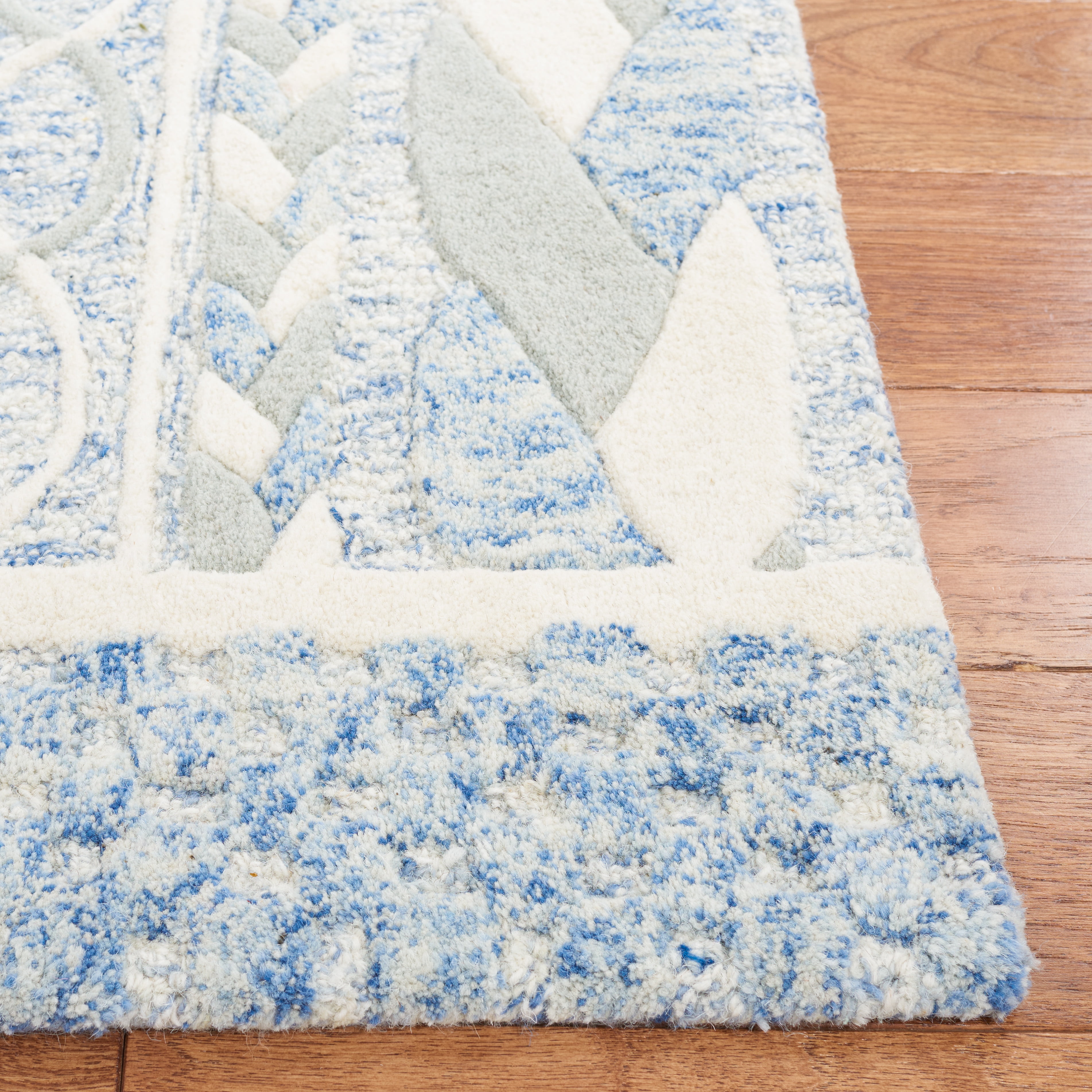SAFAVIEH Metro Melody Geometric Area Rug, Blue/Ivory, 6' x 6' Square