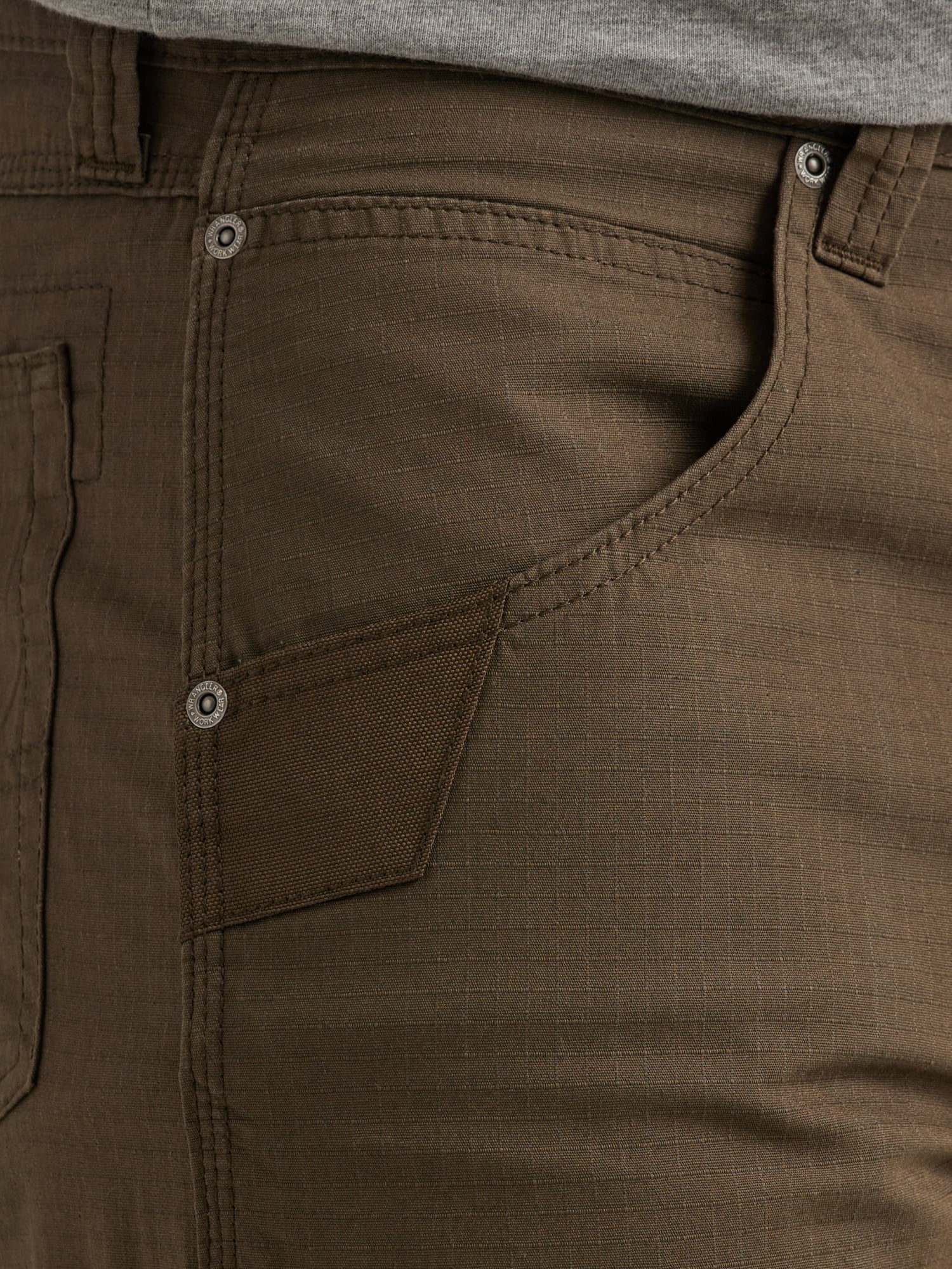 Men's Wrangler Workwear Relaxed Fit Technician Short, Sizes 32-44