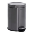 thumbnail image 1 of Bote de basura Rubbermaid de acero inoxidable de 6 litros con tapa, color carbón, 1 of 7