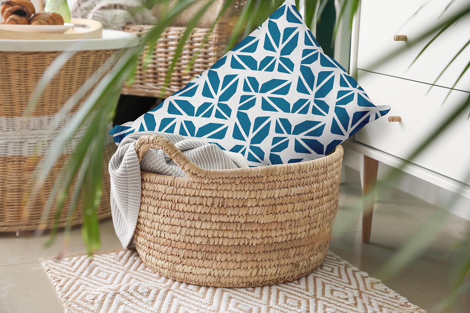 20" x 14" Simply Daisy Kaleidoscope Graffiti Polyester Accent Pillow, Unreal Teal Qty 1