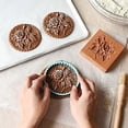 thumbnail image 3 of Cortador de galletas de madera, molde en relieve, herramienta de decoración artesanal, rosa, 3 of 5