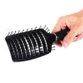 thumbnail image 3 of Cepillo de Masaje BuyWeek Curvo Antiestático Profesional Color Negro 26 cm, 3 of 13