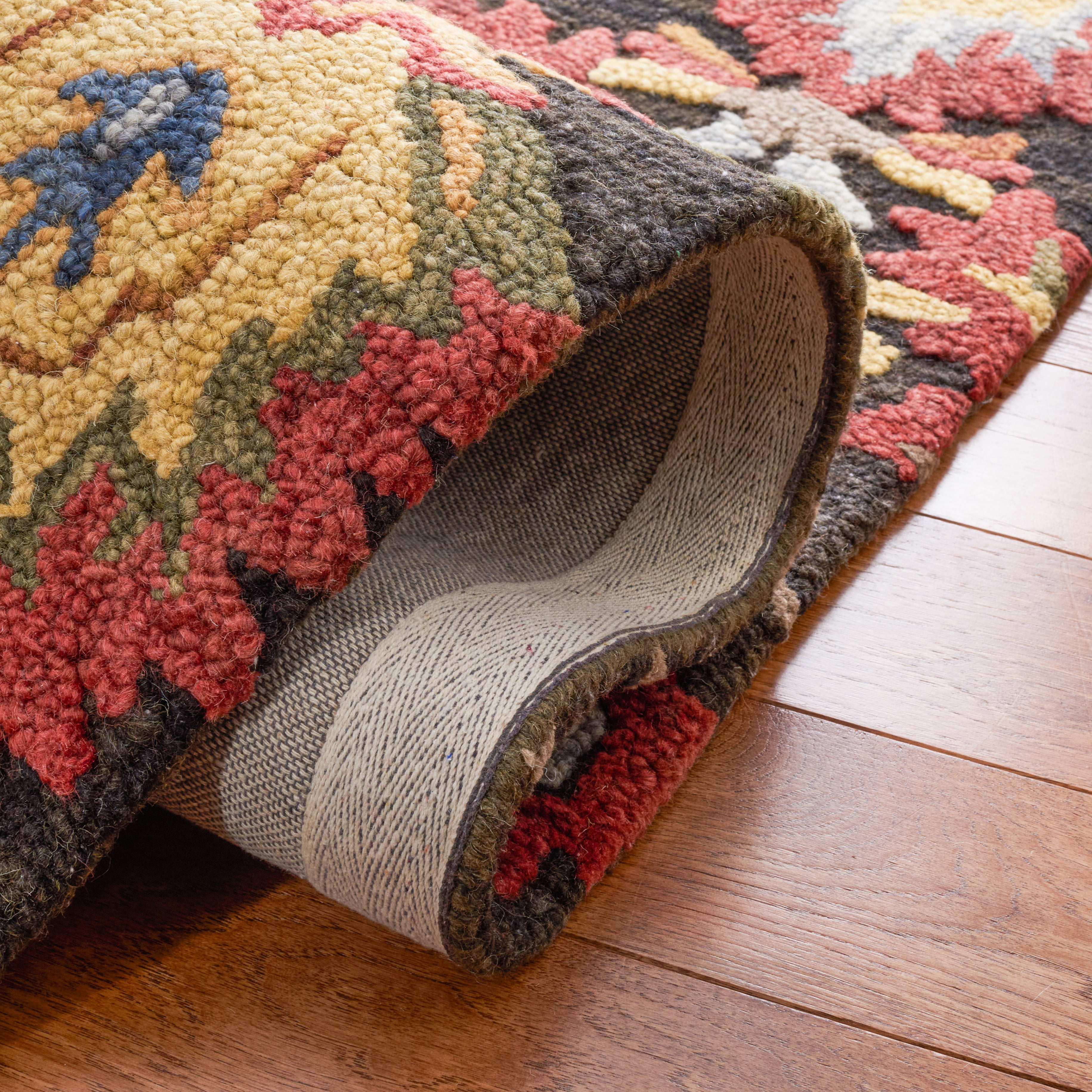 SAFAVIEH Blossom Lennon Floral Wool Area Rug, Charcoal/Multi, 6' x 9'