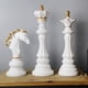 thumbnail image 5 of Estatua de resina, juegos de , adornos de ajedrez internacionales, , decoración en apariencia de piezas de ajedrez, decoración para hogar, ador Rey perfecl Figura estatuas de ajedrez, 5 of 6