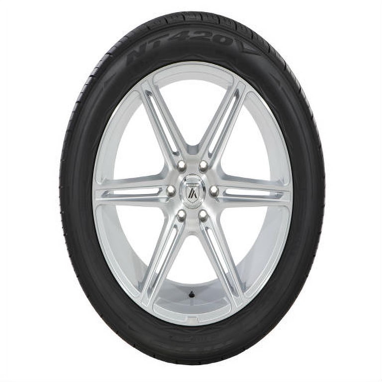Nitto NT420V All Season 265/35R22 102V XL Light Truck Tire Nitto NT420V All Season 265/35R22 102V XL Light Truck Tire